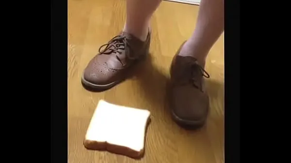 HD fetish】Bread food crush Sneaker megaputki