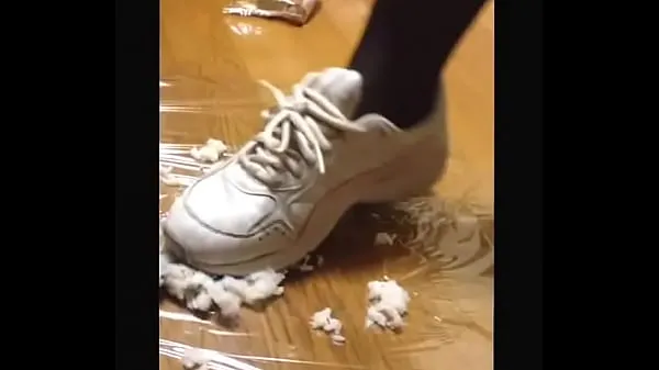 HD fetish】Rice ball food crush Puma Sneaker tabung mega