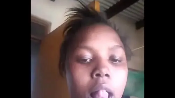 HD horny dancing bitch in Kenya mega Tüp