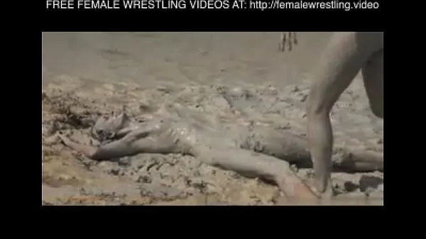 HD Girls wrestling in the mud เมกะทูป