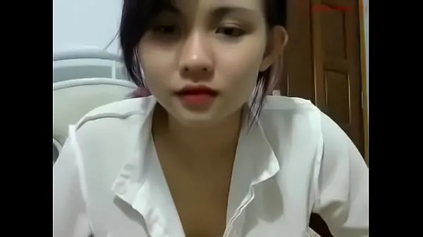 HD Vietnamese girl looking for part 1megametr