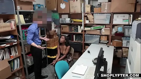 HD Shy ebony shoplifter got caught and fucks with the security tabung mega
