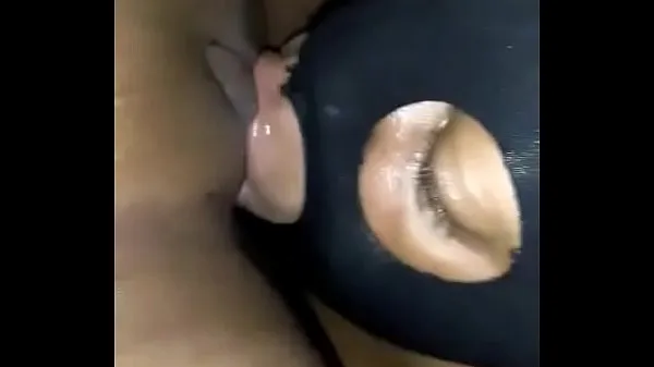 HD Suck wife's pretty shaved pussy part 3 میگا ٹیوب