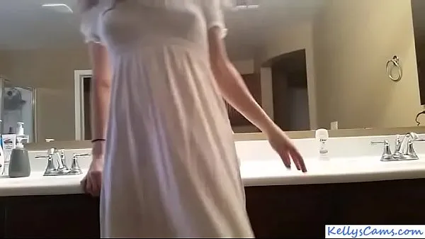 HD Webcam girl riding pink dildo on bathroom counter 메가 튜브