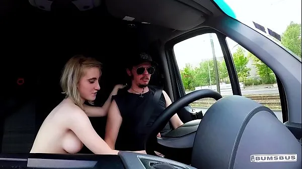 HD BUMS BUS - Petite blondie Lia Louise enjoys backseat fuck and facial in the van ống lớn