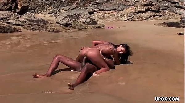HD Fucking on the beach with a black dude's rock hard cockmegametr
