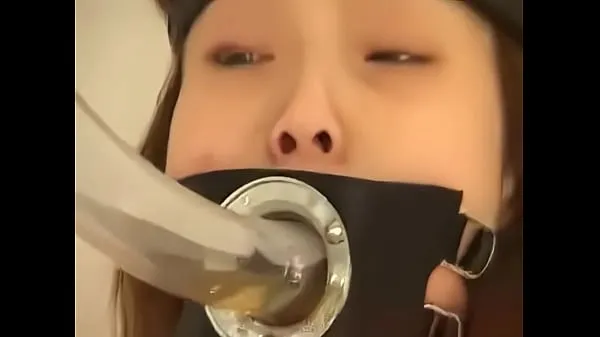 HD Japanese slave eats s. on bondage ống lớn
