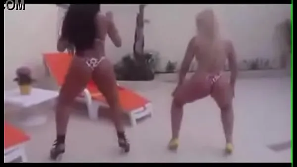 HD Hot babes dancing ForróFunk ống lớn