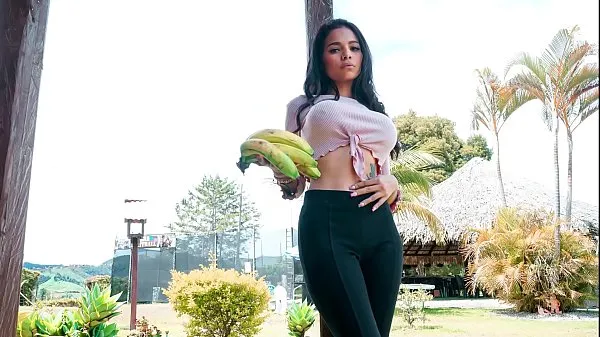 HD MAMACITAZ - Garcia - Sexy Latina Tastes Big Cock And Gets Fucked mega trubica