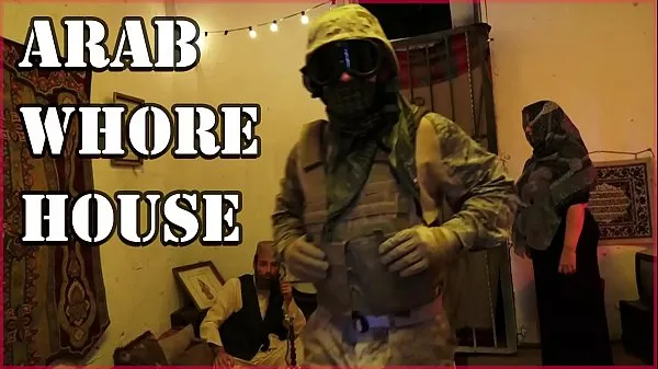 HD TOUR OF BOOTY - American Soldiers Slinging Dick In An Arab Whorehouse ống lớn