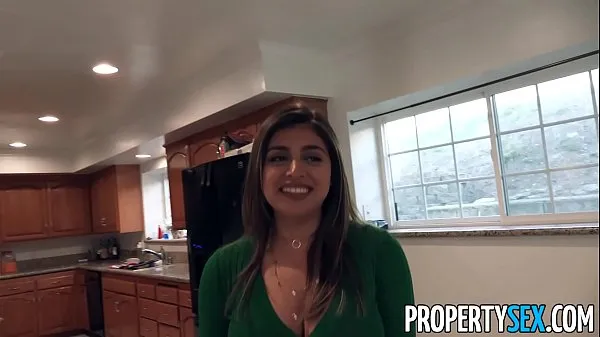 HD PropertySex Horny wife with big tits cheats on her husband with real estate agent mega Tube