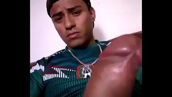 HD Mexican boy masturbates on his couch tabung mega