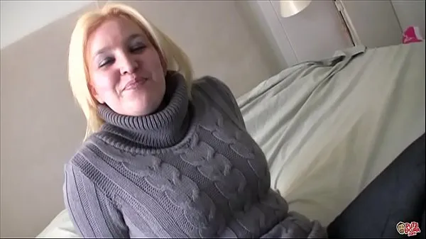 HD The chubby neighbor shows me her huge tits and her big ass mega cső