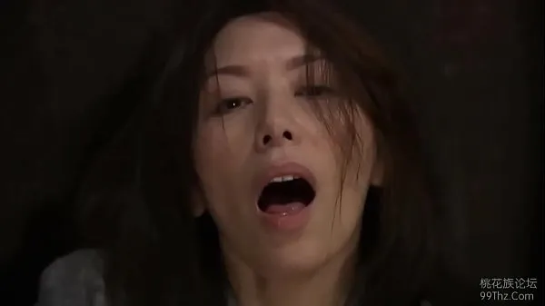 HD Japanese wife masturbating when catching two strangers mega tuba