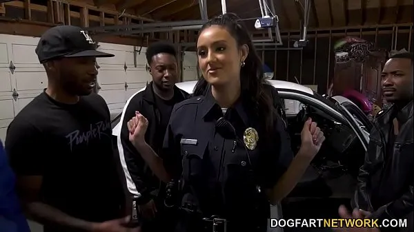 HD Police Officer Job Is A Suck - Eliza Ibarra mega Tube