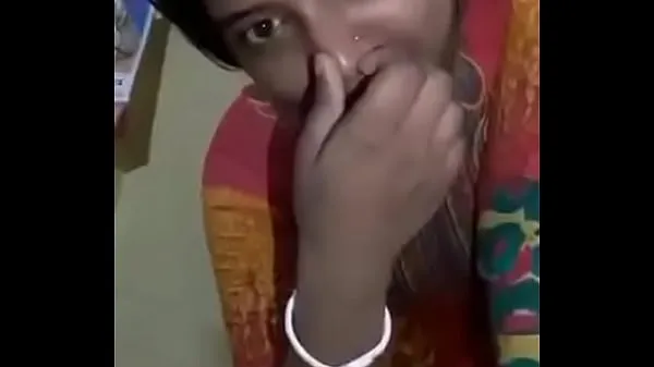 HD Desi girl showing body mega trubica