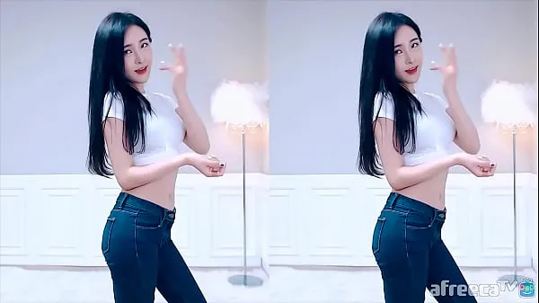 HD Public account [Meow dirty] Korean skinny denim beautiful buttocks sexy temptation female anchor megaputki