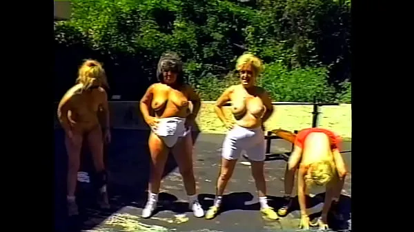 HD Grumpiest Old Women - Old women are ready to get their fuck on in the most desperate of ways mega Tube