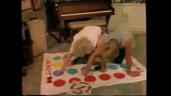 HD Blonde babe loves spoon position after playing naughty game Twister 메가 튜브