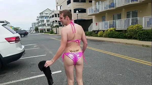 HD Flamboyant fairy femboy strutting around in a skimpy bikini by Denver Shoemaker ống lớn