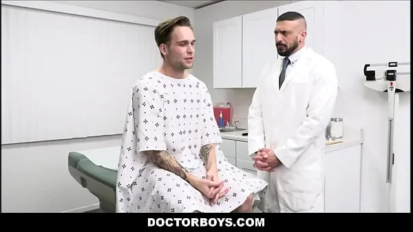 HD Hot Hunk Doctor Fucks Patient During Visit - Trent Marx, Marco Napoli mega trubica