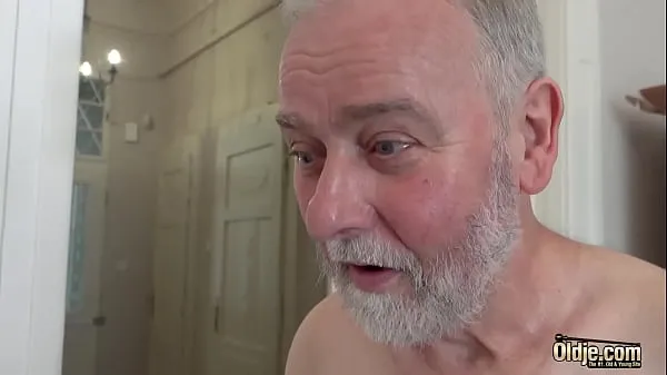 HD White hair old man has sex with nympho teen that wants his cock insider her เมกะทูป