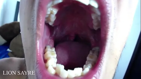 HD Opening the mouth very wide until the uvula เมกะทูป