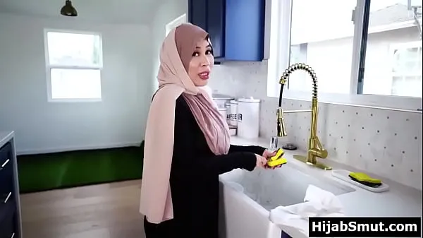 HD Hijab wearing muslim MILF caught husband fucking sex toy mega cső