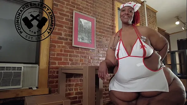 HD Wide Hip Monster Booty Nurse Sucks A Hard Fat Dick (Promo megabuis
