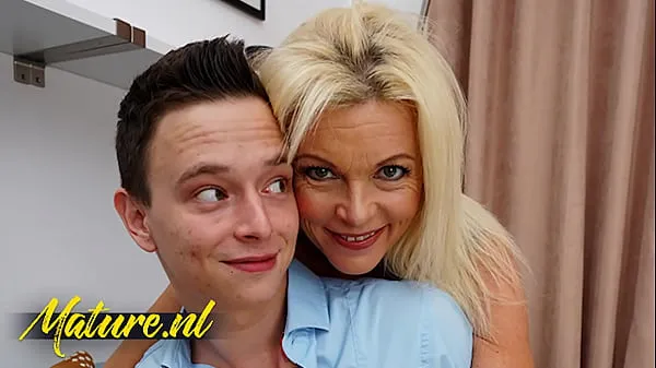 HD An Evening With His Stepmom Gets Hotter By The Minute mega cső