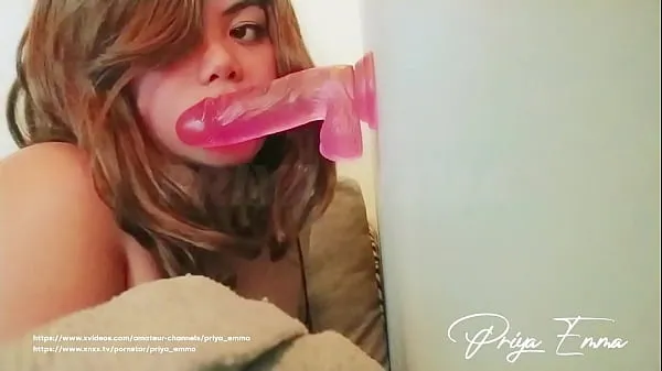 HD Best Ever Indian Arab Girl Priya Emma Sucking on a Dildo Closeup megaputki