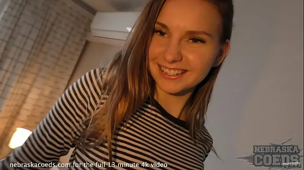 HD new girl 19yo with braces first time in studio ống lớn