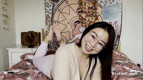 HD Ersties: Das süße chinesische Mädchen war super glücklich, ein Masturbationsvideo für uns zu machen Mega Tube