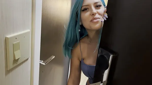 HD Casting Curvy: Blue Hair Thick Porn Star BEGS to Fuck Delivery Guy mega Tube