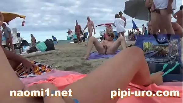 HD girl masturbate on beach mega Tube