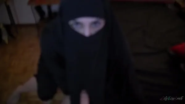 HD Hijab POV Footjob Game mega cső