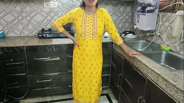 HD Desi bhabhi was washing dishes in kitchen then her brother in law came and said bhabhi aapka chut chahiye kya dogi hindi audio mega Tüp