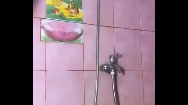 HD Pinkie takes a bath mega cső