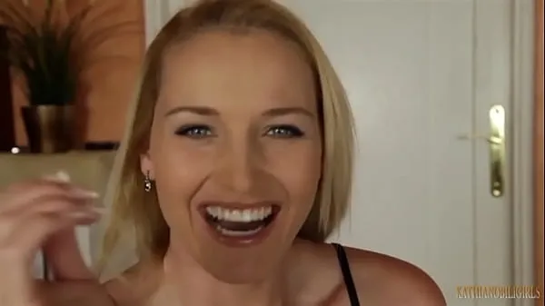 HD step Mother discovers that her son has been seeing her naked, subtitled in Spanish, full video here mega Tube